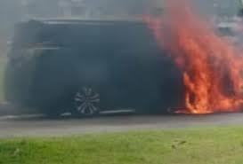 Diterbitkan 23 may 2020, 5:02 pm. Lelaki Terselamat Kereta Toyota Vellfire Musnah Terbakar 100 Peratus Astro Awani