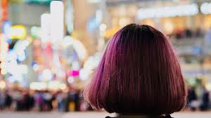 Model rambut ini identik dengan panjangnya hanya sebahu dan paling banyak dipilih oleh para wanita karena kesan simple tetapi berkelas. Cara Memotong Rambut Sendiri Model Bob Di Rumah Mudah Dan Praktis Hot Liputan6 Com