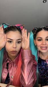 Todos los miércoles se envian productos a paqueteria estafeta!! En este  facebook y en la oficina de Guadalupe es en el único lugar donde consiguen  los productos oficiales. Por msn el equipo