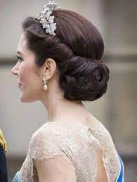 A Bridesmaid S Hair Wedding Hairstyles With Veil Tiara Hairstyles Bride Hairstyles