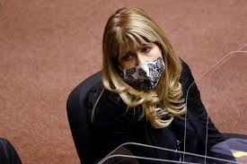 Luego de que el gobierno anunciara el envío del proyecto del tercer retiro de fondos previsionales al tribunal constitucional (tc), usuarios de redes sociales reaccionaron y convocaron a un caceroleo. S2xzai 0gf885m