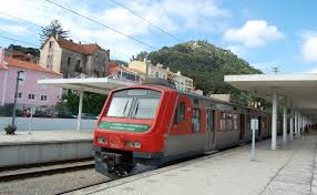 Disponível online para os comboios alfa pendular, intercidades, internacional, regional e urbanos. Greve Paralisa Comboios No Pais Sintra Sem Comboios Sintra Noticias