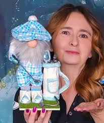 Sharing experiences with pet parrots