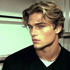 Taylor Spurgeon-Hess (spurgeonhess)