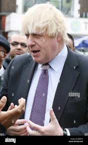 Hounslow high street hi-res stock photography and images