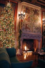 Candlelight Christmas Evening Tour Of Biltmore House Christmas Home Biltmore Christmas Biltmore House