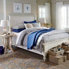 Grey and navy have become one of the most popular and bold color combos, which is widely used throughout various homes with all kinds of decor styles. 20 Blue And Grey Bedroom Ideas