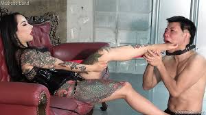 Japanese Mistress Youko Facesitting and Foot Worship: Asian Asian Porn |  xHamster