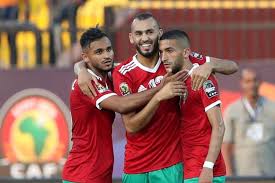 Alors il arrive qu'un gardien ou un défenseur, bien dans son match, décide de prendre les devants et tire à vue d'oeil, qu'importe le but devant lui. Can Maroc Namibie Dispute Sans Pause Fraicheur L Equipe