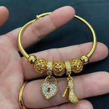 A beautiful price which is a factory price which is only rm245. Pandora Prices And Promotions Aug 2021 Shopee Malaysia