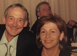 Can somebody photoshop a white body outline?