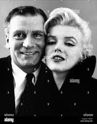 Laurence olivier and marilyn monroe Black and White Stock Photos & Images