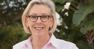 Lesbian candidate wins big in Tampa mayoral race