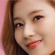 アキュビュー ディファイン 公式アカウント on instagram アキュビュー ディファイン with twice twiceサナのオリジナル動画を公開中 装用している ラディアント スウィート はピュアでうるんだ印象のデザインです ディファイン アキュビ twice サナ