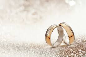 Koleksi cincin tunang terkini & moden. Kenapa Cincin Pertunangan Perempuan Ada Di Jari Manis Kiri Okezone Lifestyle