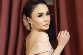 Check spelling or type a new query. Chord Gitar Dan Lirik Lagu Desember Kelabu Milik Yuni Shara Sonora Id