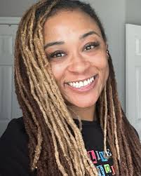 Happy Friday!!!!!! Woke up excited about life today. The Sun is shining!  And yes, I've been talking to myself about love and grief