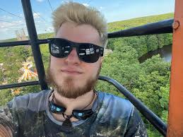 Was Journey to Atlantisat seaworld orlando better with the original  features with the Evil Siren or after these features were removed? I never  had chance to ride it before its retheme only