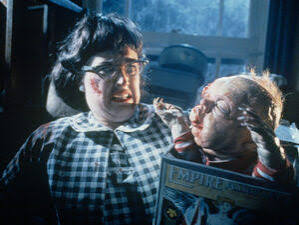 Dead Alive (1992) review - The Official Steve Pulaski Website