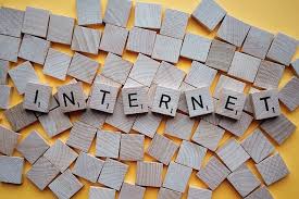 Pasang jaringan internet apabila keempat syarat tersebut sudah terpenuhi maka segera hubungi pihak telkom daftarkan warnet anda untuk memasang jaringan internet speedy dan apabila anda memulai usaha warnet dengan 5 komputer/pc maka jaringan internet cukup 3mb. Keuntungan Bisnis Warnet Dan Cara Membuka Usahanya Investasi Untung