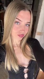 Videos de Carmen Quintero (@carmeen_quinteroo) con “sonido original - Bad Gyal” | TikTok