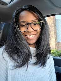 Amanda Dezenzo's Instagram, Twitter & Facebook