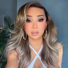 She is dearly known as mama dragun among her fans. Nikita Dragun Age Wiki Bio Boyfriend Net Worth Career
