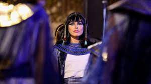 فخورة جدا وأشعر بالشرف بأن أكون جزءا من مثل هذا اليوم التاريخي. 2 Jko1 V7xymem