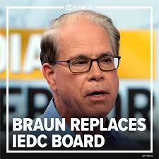 Indiana Gov. Mike Braun completely changed IEDC leadership after calling  for an audit of the quasi-public agency. NEW APPOINTEES:  https://www.wthr.com/article/news/politics/indiana-governor-replaces-the-entire-board-of-the-iedc-economic-development  ...