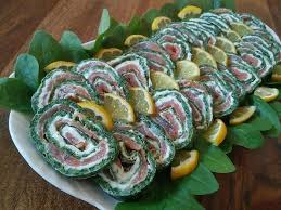 Lachsrolle Mit Spinat Von Hot Chilli Chefkoch Rezept Spinat Lachs Rolle Lachsrolle Lebensmittel Essen