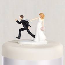 Wedding Cake Topper Run A Way Groom Wedding Cake Topper Weddings Parties Party Suppl Wedding Cake Toppers Wedding Cake Decorations Funny Wedding Cake Toppers