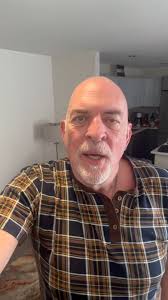 Darryl Meyer (@itsmedarrylv) • Instagram photos and videos