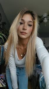 Ashley Penner's Instagram, Twitter & Facebook