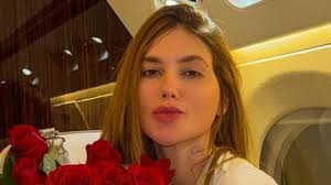 Victoria Beckham se apavora após mulher perseguir sua filha: ''Ela vive com  medo''