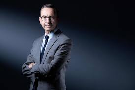 Laurent wauquiez profite des derniers jours avant la rentrée scolaire pour passer du temps avec son fils de dans son post, on découvre une série de photos : X6p0fjapjxufgm