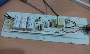 Back to topik, skema pada tutorial kali ini ialah membuat lanpu sein dan lampu kota tambahan berkedip. Life Begins At Forty Baiki Lampu Kecemasan Emergency Light Repair