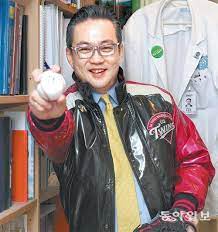 법률총장 물러나라 시위한 교수, 법원 재임용 거부는 위법. ìž ì‹¤ì•¼êµ¬ìž¥ì˜ ë¶€ìƒì„ ìˆ˜ ìˆ˜í˜¸ì²œì‚¬ ë‰´ìŠ¤ ë™ì•„ë‹·ì»´