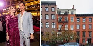 Nyc Townhouse With A History Of Celebrity Occupants Just Hit The Market Celebrity Houses Nyc Townhouse Famous Interior Designers