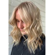 The brief was blonde, bright & creamy… tick, tick & tick! 🥰 Ready for the  Christmas & new year festivities 🎄 🥂