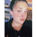 Danielle Sansevero's Instagram, Twitter & Facebook