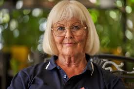 Sandi Todd's husband died from COVID-19 and she now wants everyone to get  vaccinated