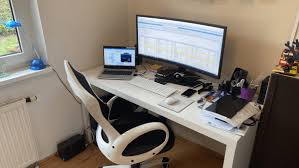 Hohenverstellbarer Schreibtisch My Digital Home