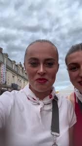 Carla Goffard's Instagram, Twitter & Facebook