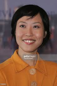 Biography — Gina Kim