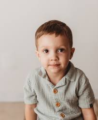 This big guy turned 3 yesterday and got to celebrate with cake! 🤍