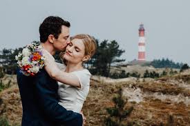 Here at the schleswig holstein hotel, you can relax in comfortable surroundings after a long drive. Hochzeitsfotograf Auf Amrum Zachen Fotografie Hochzeitsfotograf Schleswig Holstein Und Hamburg
