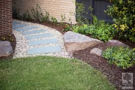 Backyard landscaping ideas to feng shui homes, small plants, flower beds, curvy lines, swimming pool, and stone patio pavers. Feng Shui Garden Design Principles And Consultation