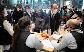 Ci sono ancora tanti dubbi sul modulo da compilare per l'ingresso in grecia. Wqql8k P5gvx9m