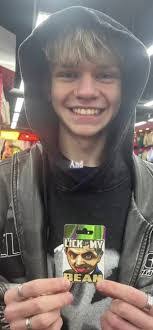 Levi Varner's Instagram, Twitter & Facebook