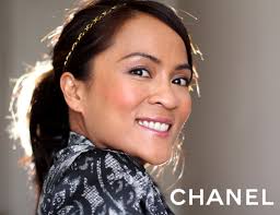 Wearing the New Chanel Joues Contraste Powder Blush in Frivole Is More  Satisfying Than a Box of Animal Crackers